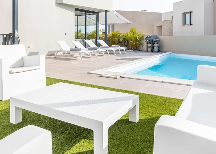 Alisios Golf Luxury Tenerifesummervillas Heated Pool 阿德耶