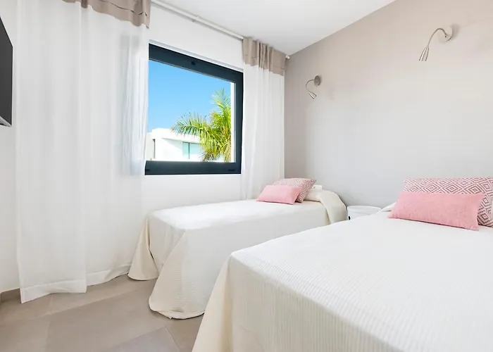 Alisios Golf Luxury Tenerifesummervillas Heated Pool 阿德耶